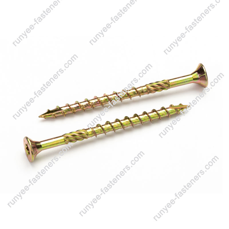 आधुनिक भवन निर्माण परियोजनाओं के लिए लकड़ी के निर्माण पेंच को आदर्श विकल्प क्या बनाता है?